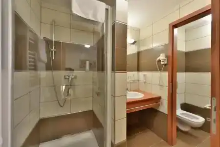 City Inn - 19
