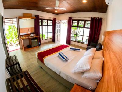 Lagoon View Maldives - 31