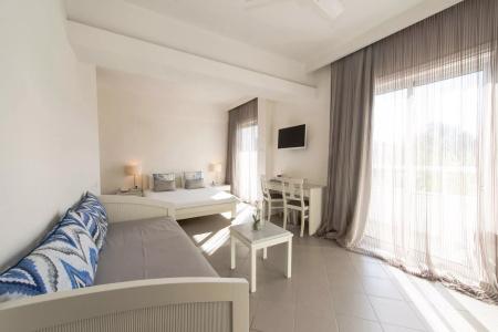Knossos Beach Bungalows Suites Resort & Spa - 57