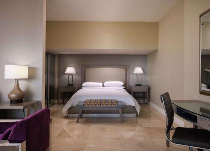 DoubleTree by Hilton Grand Biscayne Bay - 78