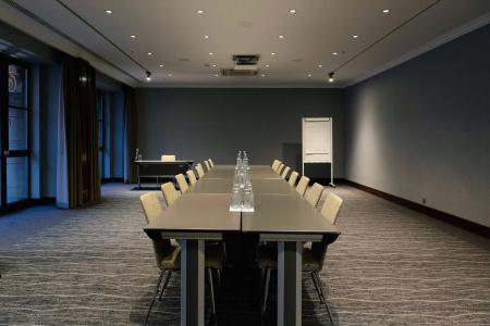 Hilton Antwerp Old Town - 10