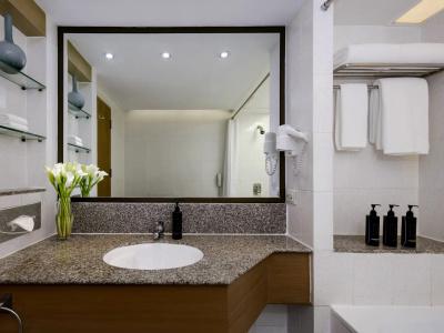 Avani Atrium Bangkok - Sha Extra Plus Certified - 63