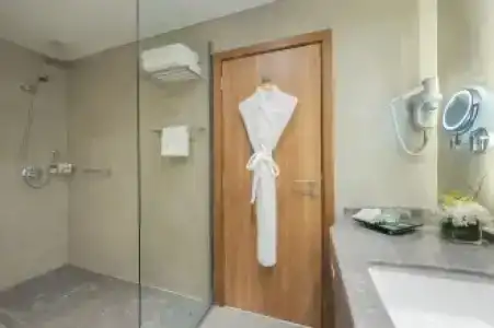 Wyndham Garden Ajman Corniche - 26