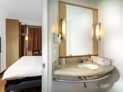 Ibis Providencia - 33