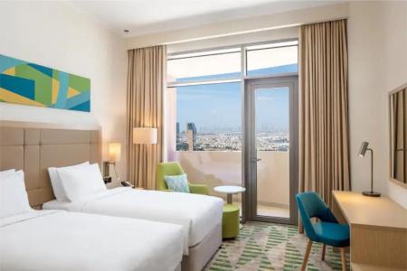 Holiday Inn & Suites Dubai Science Park, An Ihg - 5