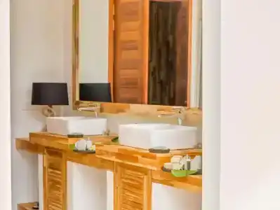 Kudafushi Resort & Spa - 5