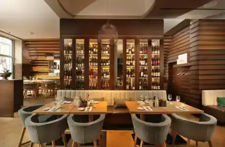 Maximilian’s - 21