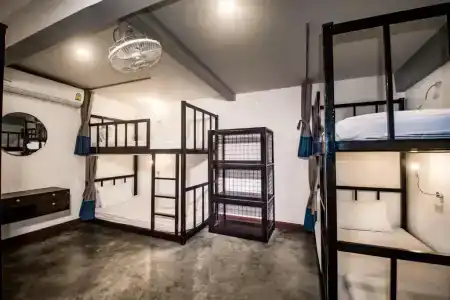 Balcony Party Hostel - Adult Only +18 - 29