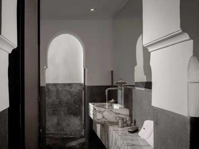 Riad Jaaneman - 49