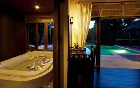 Glow Elixir Koh Yao Yai - Sha Plus - 52