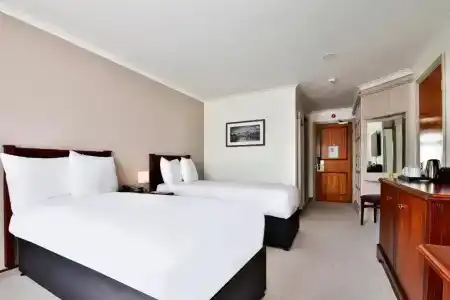 The Copthorne Cardiff - 4