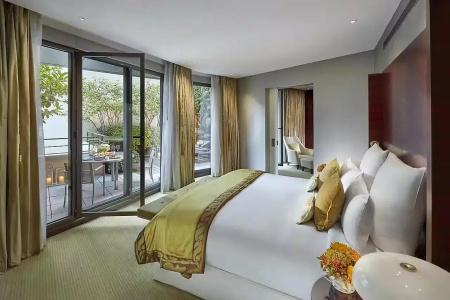 Mandarin Oriental - 44