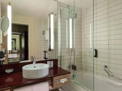 Mövenpick Frankfurt City - 43
