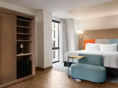 Even Brooklyn, An Ihg - 37