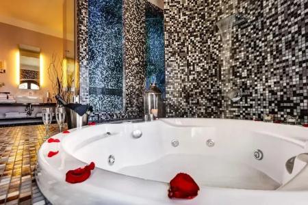 Dharma Luxury - 124
