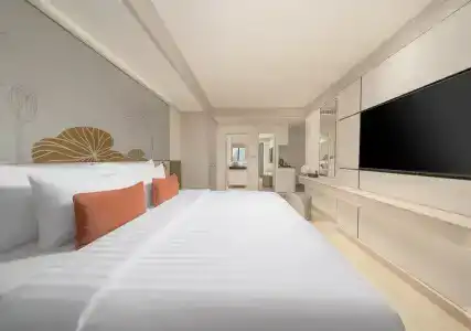 Centre Point Sukhumvit 10 - 73