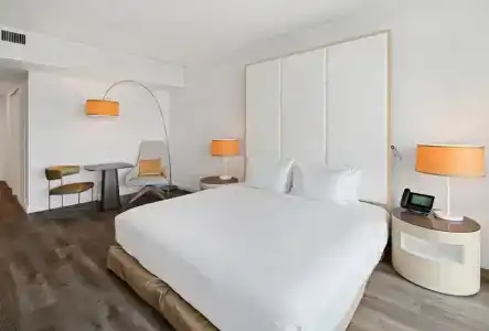 The Gabriel Miami Downtown, Curio Collection by Hilton - 122