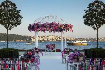 Four Seasons Istanbul at the Bosphorus - 21