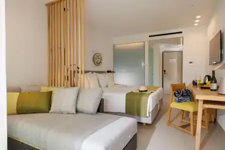 Oasis Beach - Adults Only - 35