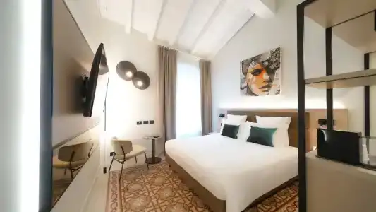 Bergamo Inn - 36