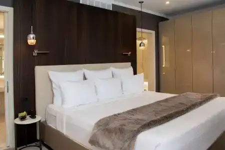 The Benson Portland, Curio Collection by Hilton - 80