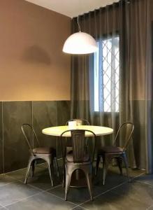 Ariston - 19