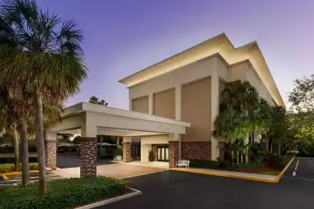 Hampton Inn Ft. Lauderdale-Cypress Creek - 31