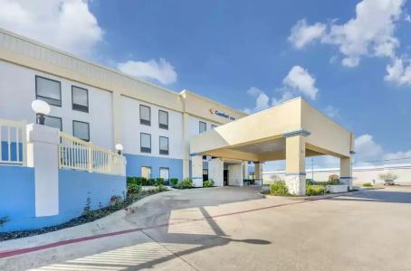Hampton Inn - 19