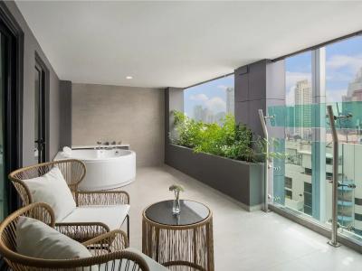 Solitaire Bangkok Sukhumvit 11 - Sha Extra Plus - 72