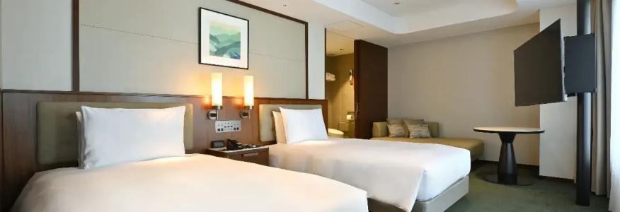 Marunouchi - 37