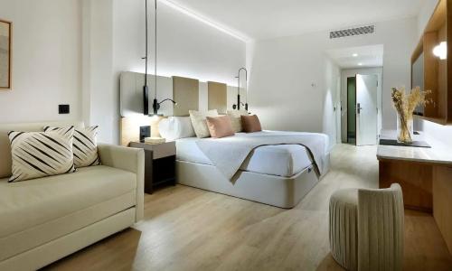 Grand Palladium Palace Ibiza Resort & Spa- All Inclusive - 3