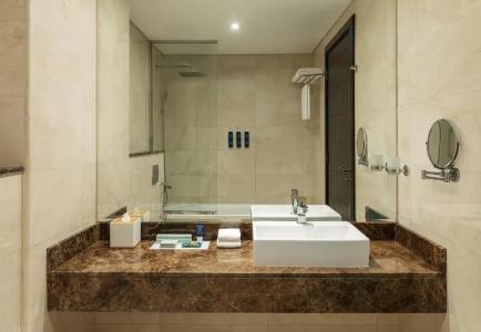 Four Points by Sheraton Production City - 17