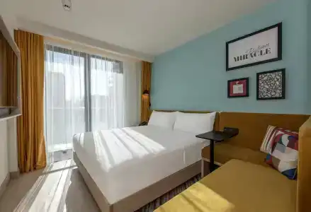 Hampton by Hilton Center - 25