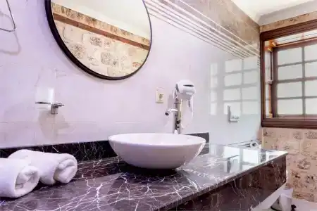 WOO Town Suites - 64