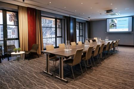 Hilton Antwerp Old Town - 11