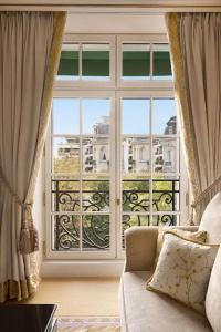 Shangri-La Paris - 57