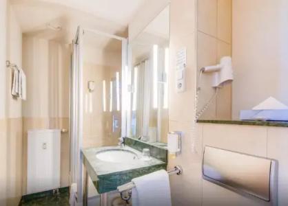 Come Inn Berlin Kurfürstendamm - 46