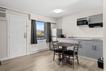 The Vista Inn - 8