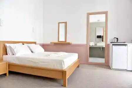 Douskos Guesthouse - 85