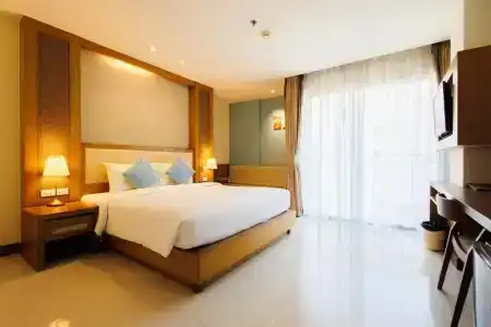 The ASHLEE Plaza Patong & Spa - 42