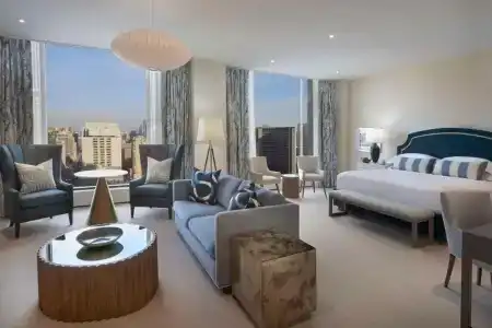 Hilton - 7