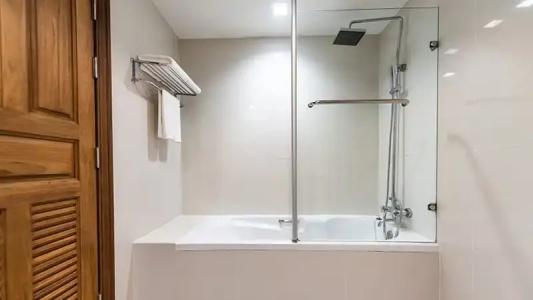 Royal Suite Bangkok - 42