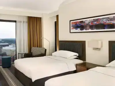 Hyatt Regency Birmingham - 39