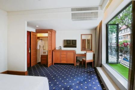 The Jesselton - 66