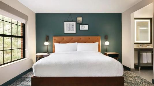 Four Points by Sheraton Arena - 32