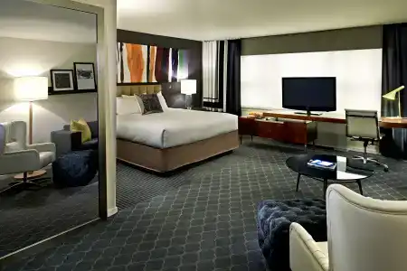 Fifty & Suites by Affinia - 3