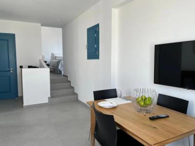 Aeifos Boutique - 34