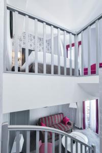 Maison Astor Paris, Curio Collection by Hilton - 12
