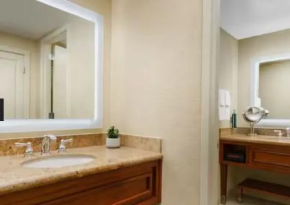 Hilton Phoenix Airport - 53