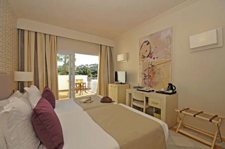 La Cala Resort - 56